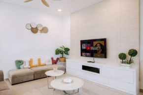 Pillow Cottage Semi-D Home Stay Town Malacca (18pax)